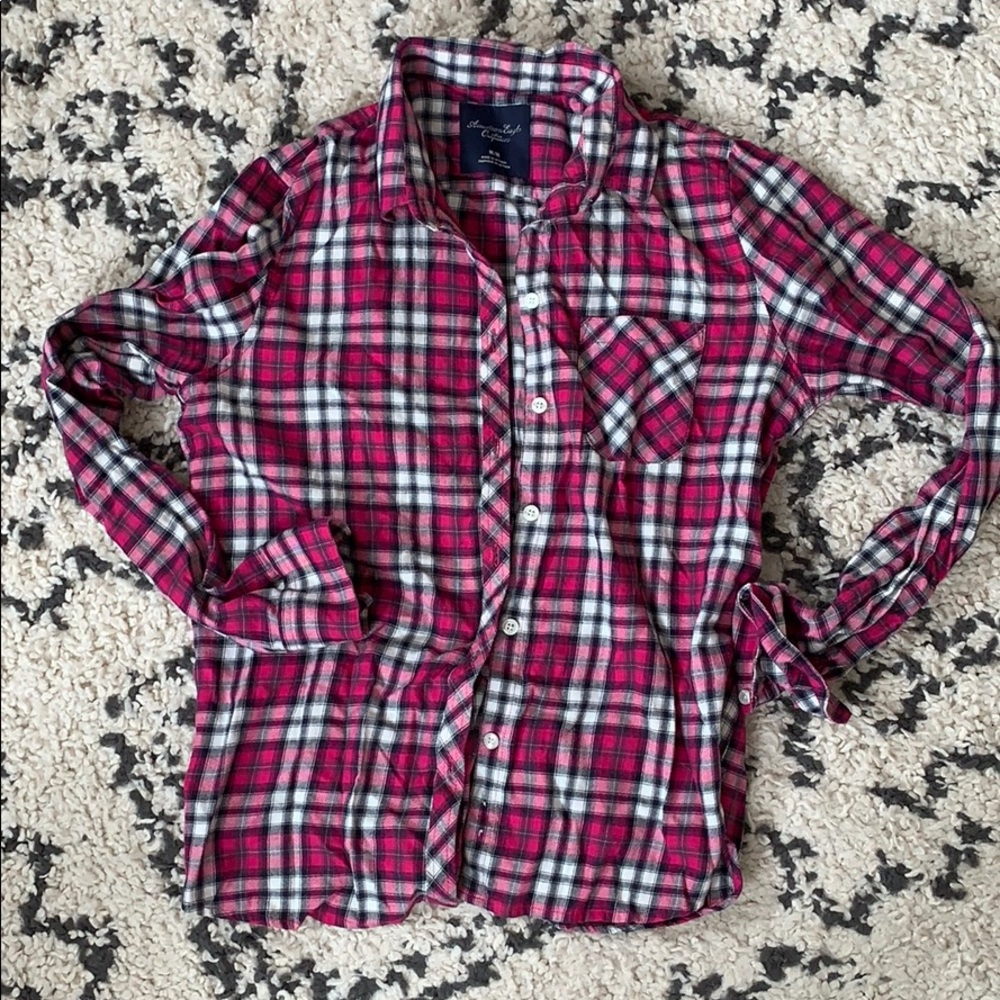 American eagle flannel button up